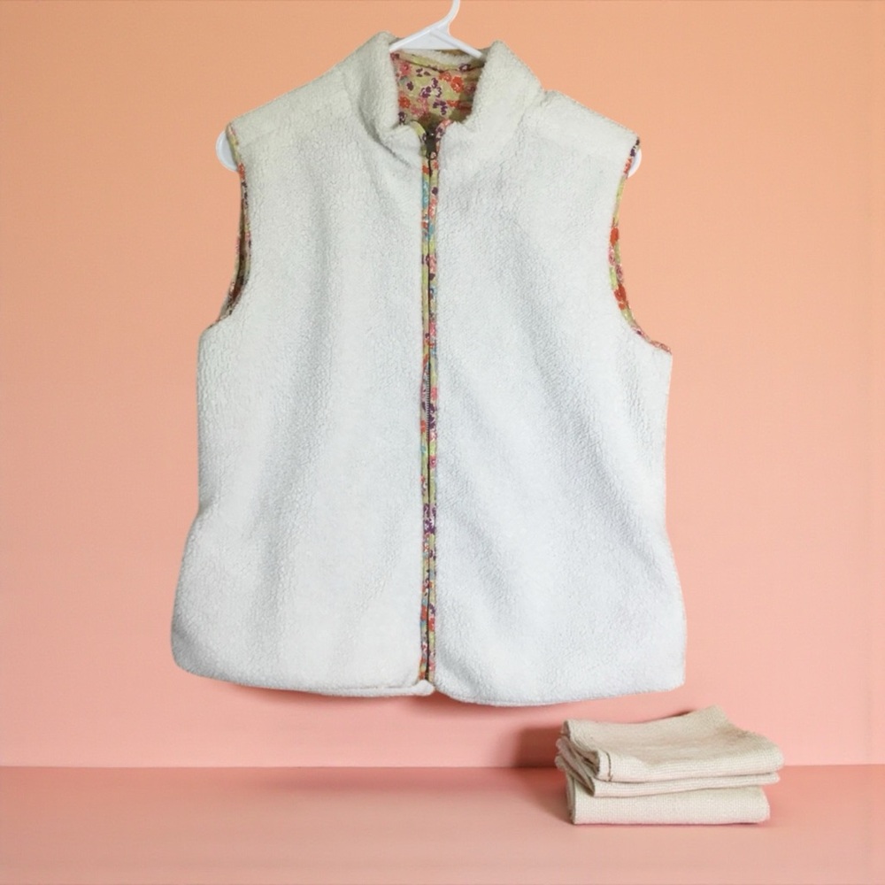 Matilda Jane reversible whimsical Floral Sherpa Vest - Picture 6 of 10
